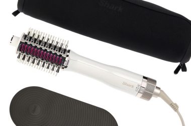 Shark SmoothStyle Heated Comb & Blow Dryer Brush Bundle Just $79.99!